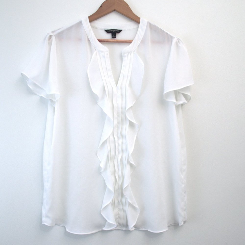 Banana Republic white short sleeved blouse sz L